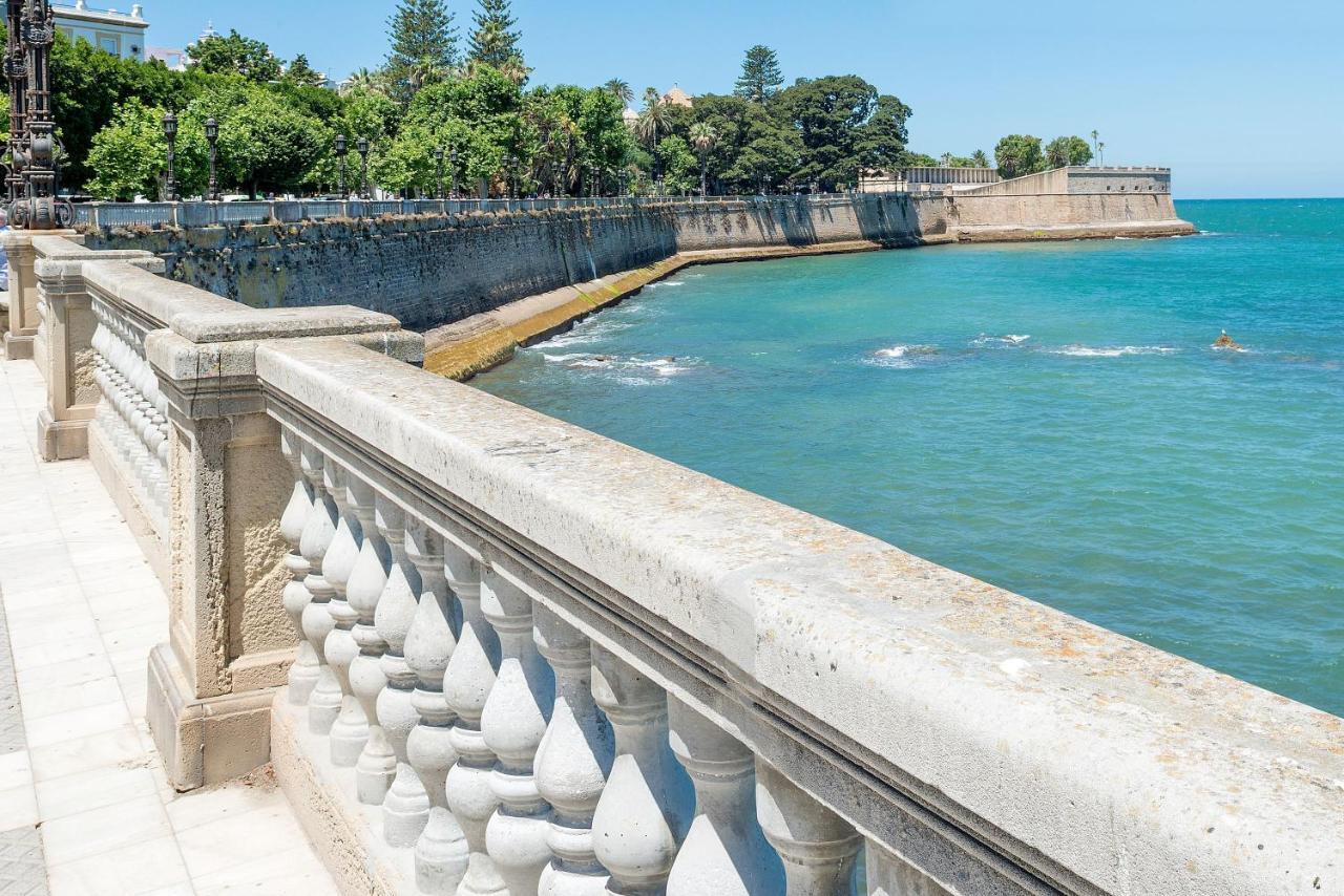 Apto Argueelles Vistas A La Bahia Cadiz Ngoại thất bức ảnh